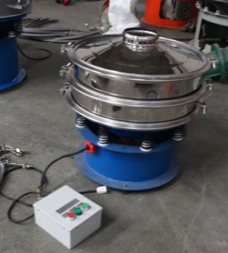 Ultrasonic vibrating screen for screening epoxy resin