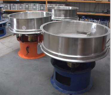 Liquid sieve filtration of slurry