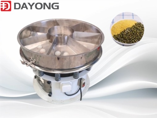 Mixing millet and mung beans using a rotary sieve